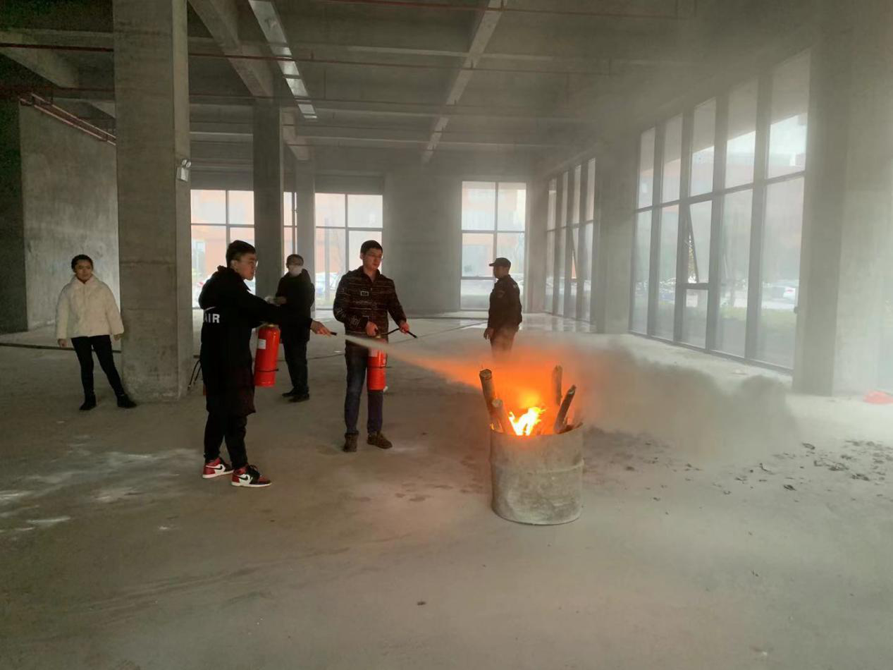 华体会真人网站2021年上半年度消防安全应急演练